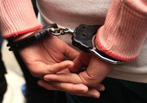 На Київщині затримали виховательку дитбудинку, яка катувала дітей.