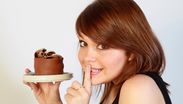     Как есть меньше сладкого - ученые выяснили, почему людей тянет есть сладкое - новости    