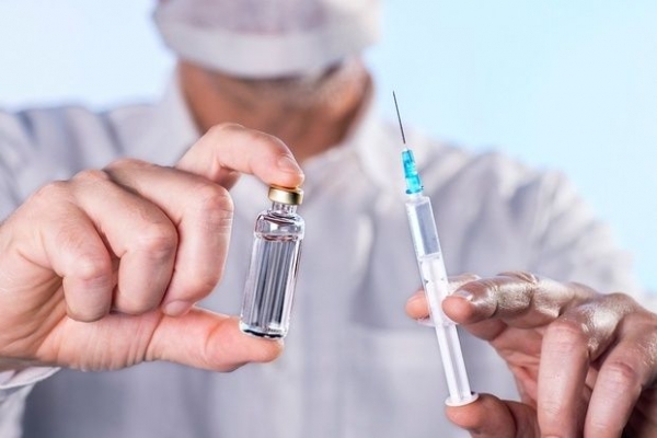     Вакцина от коронавируса - эксперт рассказал кому вакцина не поможет - новости    