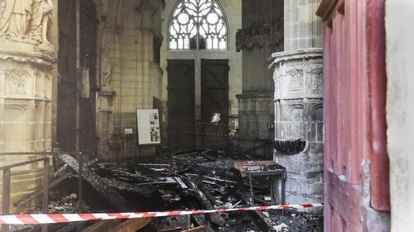 Как выглядит Нантский собор после пожара. Фото