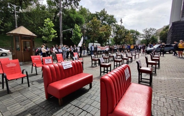 В Киеве рестораторы провели акцию "Хочу как Велюр"