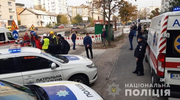 В Киеве во время плановых работ на коллекторе произошла утечка газа, есть пострадавшие