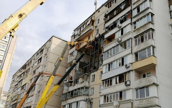 Взрыв на Позняках в Киеве: в доме начались работы по укреплению