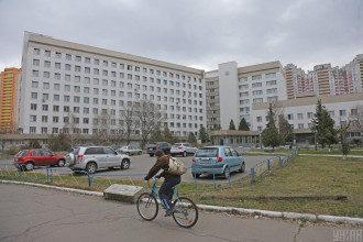    Новости Киева - в Киеве больной Covid-19 мужчина выбросился из окна больницы - новости Украины    
