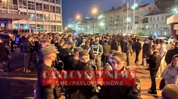 В Киеве митинговали противники и приверженцы ЛГБТ