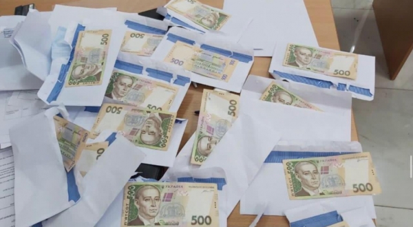 Кандидат в депутаты Киевсовета организовал сеть подкупа избирателей