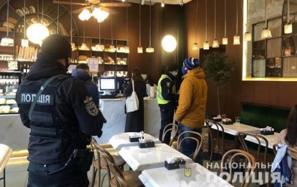 В Киеве полиция выписала почти шесть тысяч "карантинных" админпротоколов