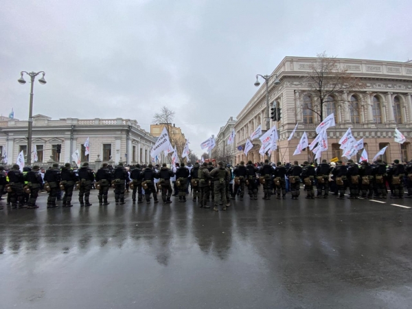 Митинг ФЛП на столичном Майдане Независимости продолжается, предприниматели пока не планируют расходиться