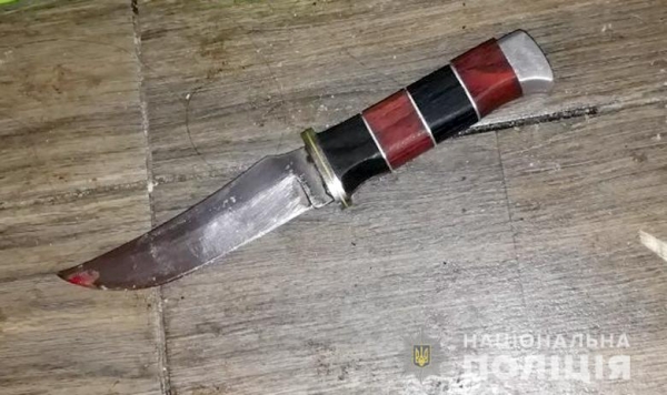 В Киеве жена подрезала своего мужа из ревности кухонным ножом