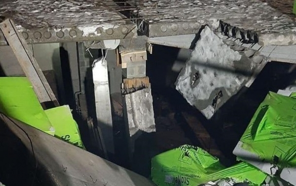 В Киеве из-под завалов спасли двух строителей