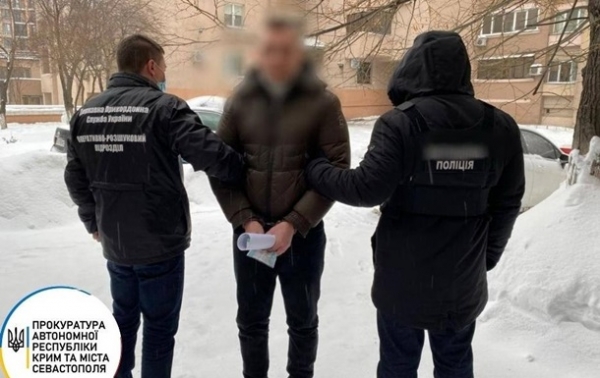 В Киеве задержали вербовщика моряков для перевозки нелегалов