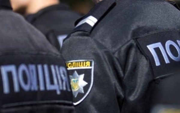 В Киеве задержали участника протестов, напавшего на полицию