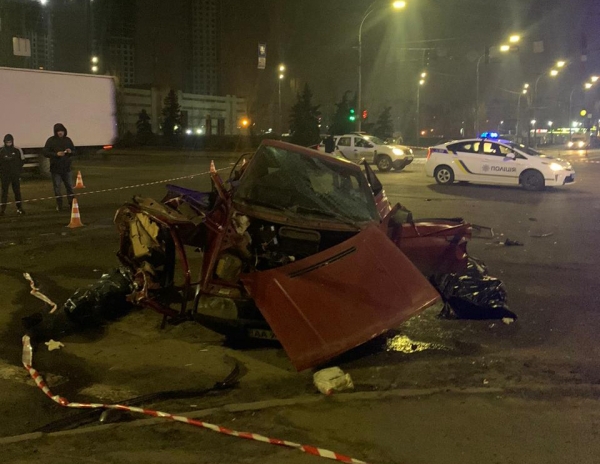 Водителю внедорожника сообщили о подозрении по факту смертельного ДТП в Киеве