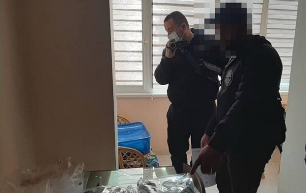 В Киеве задержали группу наркодельцов
