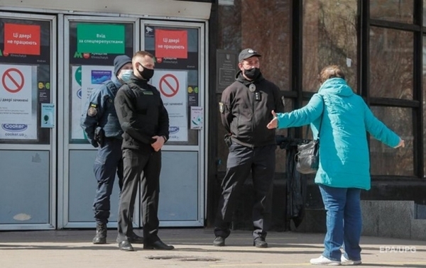 В Киеве продлили жесткий карантин до 30 апреля