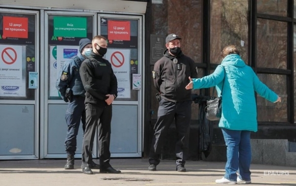 В Киеве продлили строгий карантин