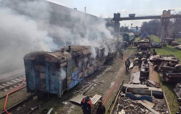 В Киеве горел железнодорожный вагон