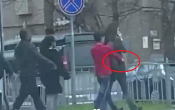 На видео сняли "работу" воров на улице Киева