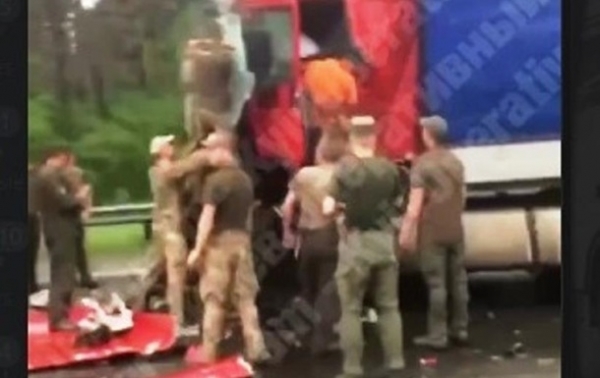 На въезде в Киев столкнулись шесть грузовиков