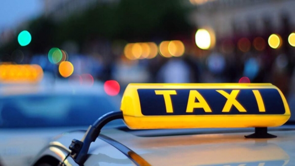 В Киеве девушка и трое парней избили и похитили таксиста
