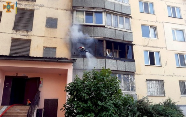 В Киеве горела квартира с тремя детьми