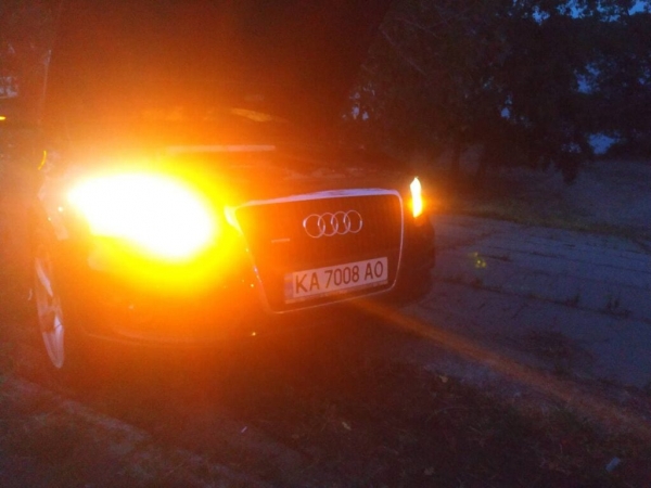 Пьяное ДТП в Киеве: судья за рулем Audi влетела в столб