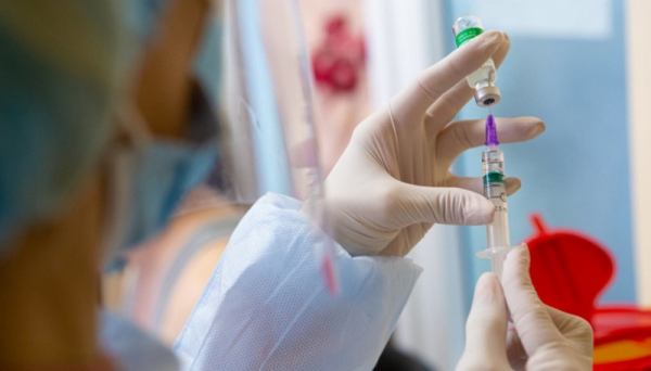 В Минздраве анонсировали вакцинацию для несовершеннолетних