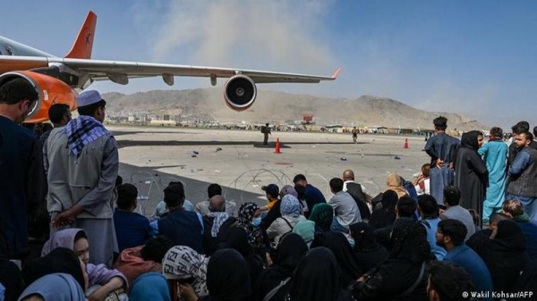 В Киеве приземлился самолет из Афганистана: подробности эвакуации