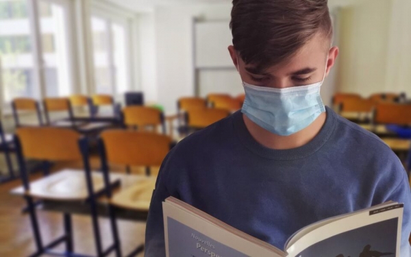 На Буковине намерены закрыть на карантин школы с не вакцинированными учителями