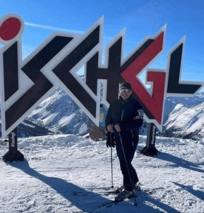 Кличко уехал в Австрию кататься на лыжах