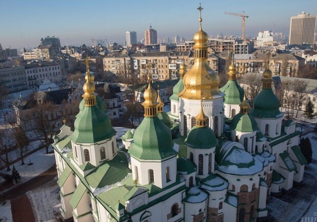 Фрески и мозаики Софии Киевской портятся из-за старого оборудования. 
