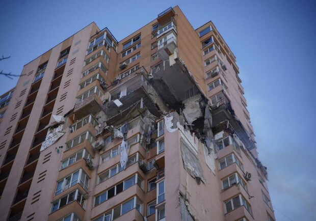 Когда планируется завершить восстановление многоэтажки на проспекте Лобановского. 