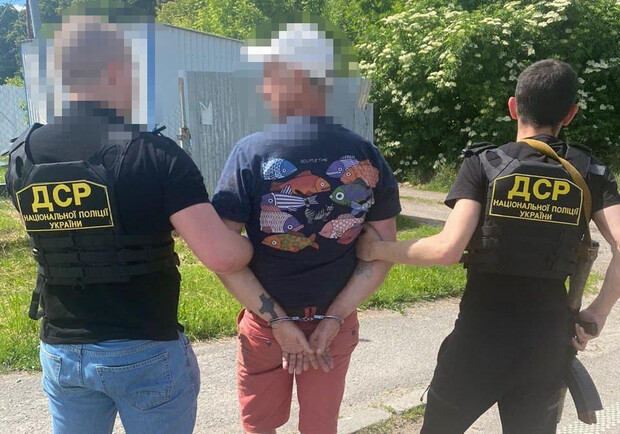 На Киевщине группа автоворов угнала машины с местного склада. 