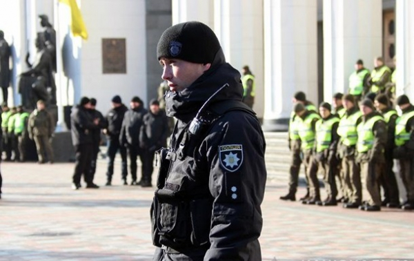 Полиция задержала трех "евробляхеров" под Радой