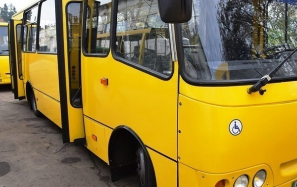 У Києві на тролейбусні маршрути вийдуть автобуси - Кличко