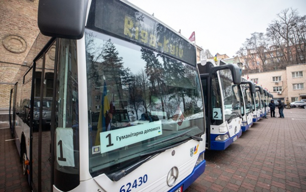 Київ отримав ще 10 автобусів від Риги – Кличко