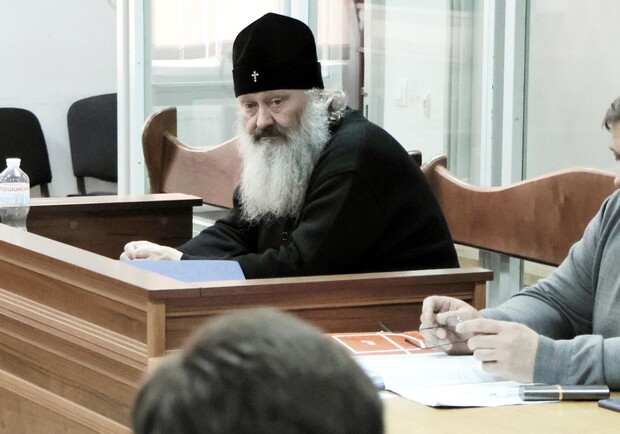 Намісник Лаври митрополит Павло отримав домашній арешт на 2 місяці. 