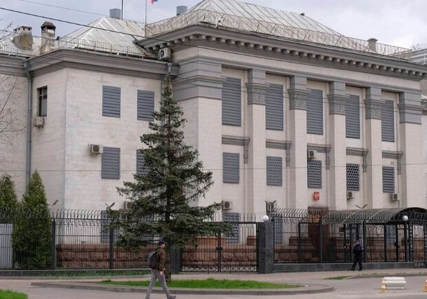 У будівлі посольства РФ у Києві пропонують розмістити музей Московії. 