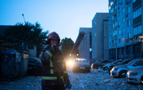 Атака дронів: у Києві поранено чотирьох цивільних