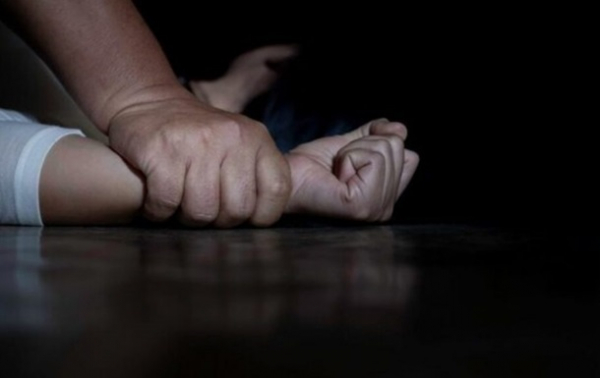 Мешканець Київської області зґвалтував 13-річну онуку