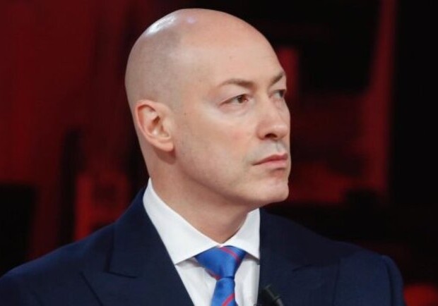 У центрі Києва журналіст Гордон поскандалив із військовим - 