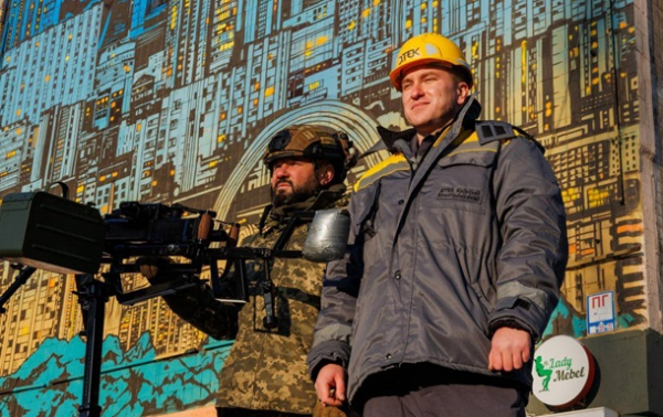 У Києві відкрили мурал Захисники світла
