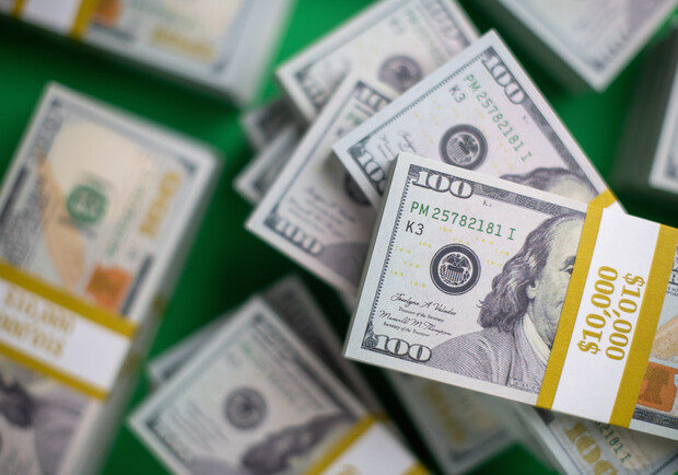 Курс валют в Україні 1 січня 2024 року: скільки коштує долар і євро. 