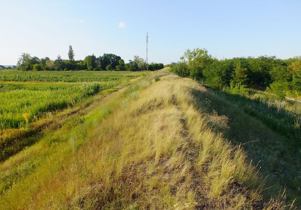 Білогородський вал поблизу Києва.