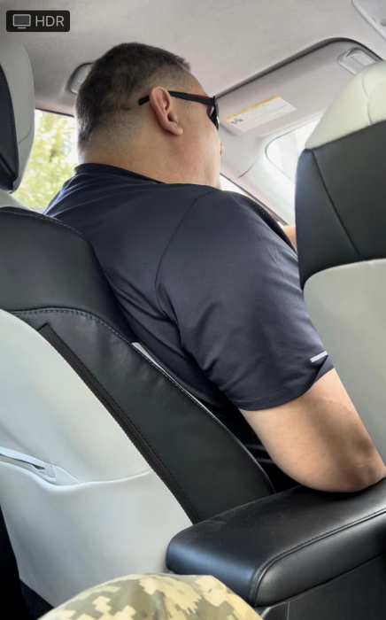 У Києві водій Uklon заявив пасажиру, що у армії служать лише раби і що "не треба боронити цю країну".