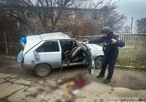 У Запорізькому районі дрон атакував авто з цивільними: є загиблі та поранені. 