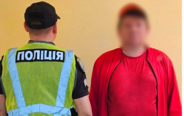 У Києві 49-річний чоловік катався між вагонами метро У Києві 49-річний чоловік катався між вагонами метро