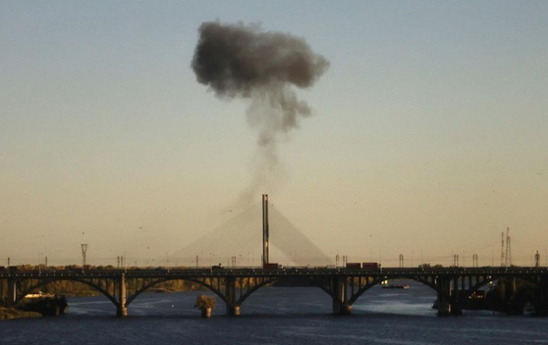 У Києві змінили режим роботи мостів
